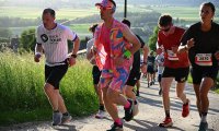 bcn_tour_neuchatel_26_podium_et_costumes_00070