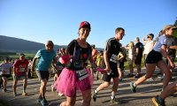 bcn_tour_neuchatel_26_podium_et_costumes_00115